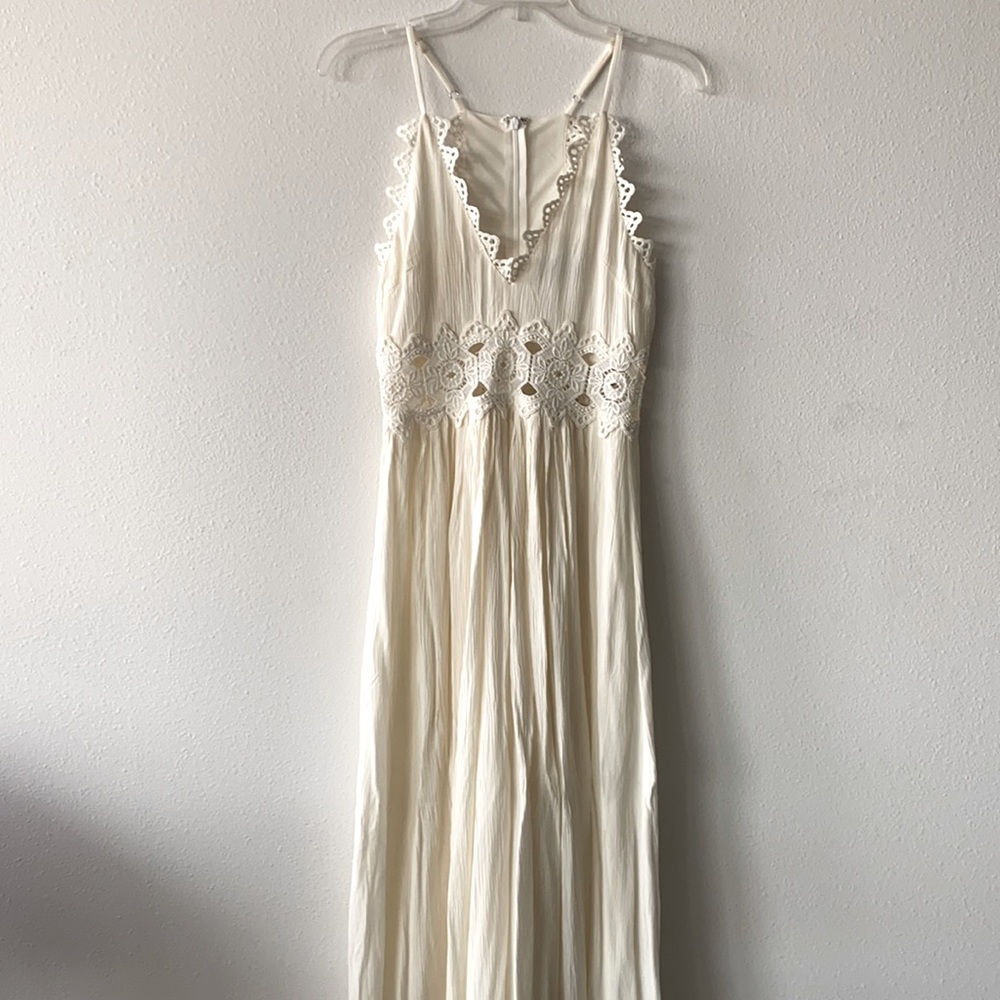 Lulus off-white fully lined maxi - Small